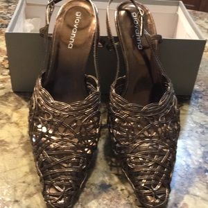 Bronze sling back shoe